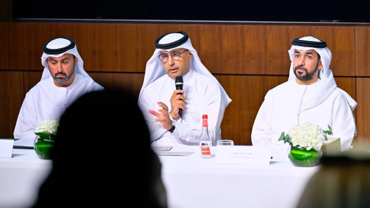 الإمارات تقدم مبادرات ثقافية مميزة في “بكين للكتاب”